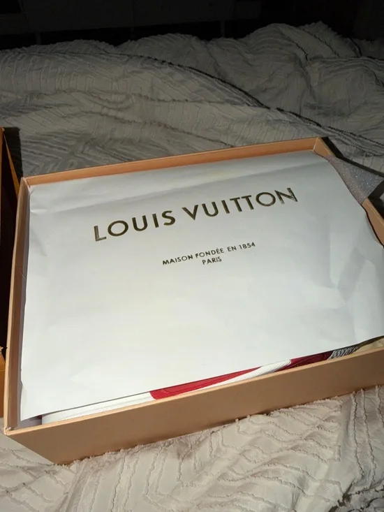 Louis Vuitton LV Skate Sneaker Red White size 11 men - Picture 3 of 11